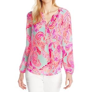 ✨EUC Lilly Pulitzer Stacey Top in “Love Birds”